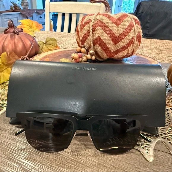 Saint Laurent Black Sunglasses - Picture 3 of 6